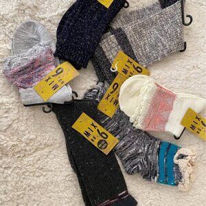 NEW  6 PAIRS MIX NO. 6 Women Socks Assorted